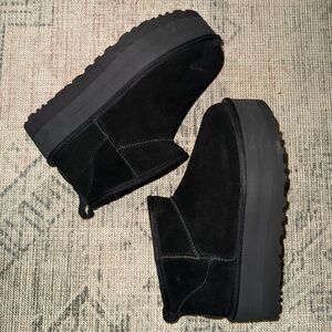 UGG CLASSIC MINI PLATFORM
